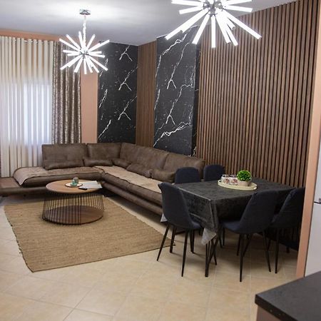 Gloria'S Apartment Lungomare فلورا المظهر الخارجي الصورة