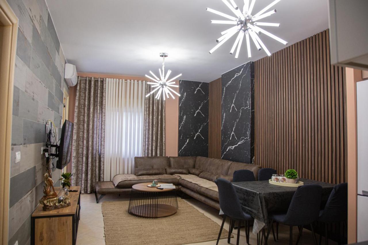 Gloria'S Apartment Lungomare فلورا المظهر الخارجي الصورة
